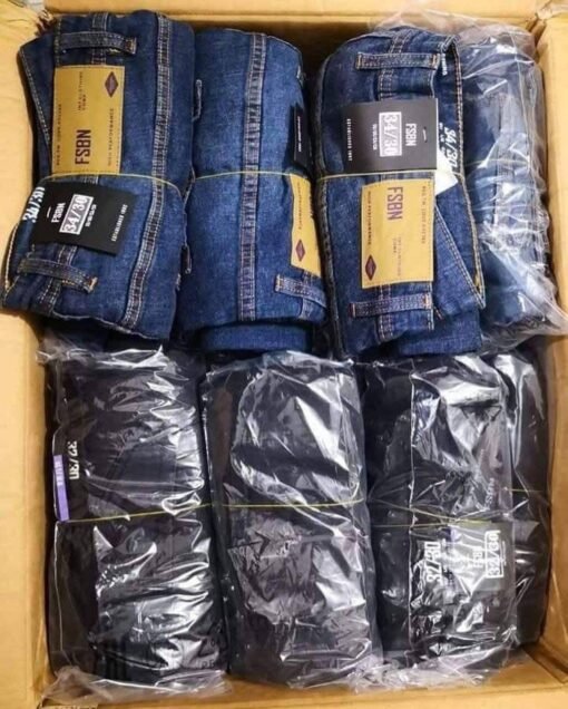 Mixed pallets of jeans