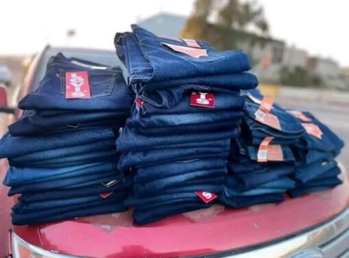 Levi's Jeans for mens brand new 300 pieces $750 per pallet