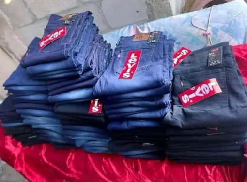 Levi's Jeans for mens brand new 300 pieces $750 per pallet